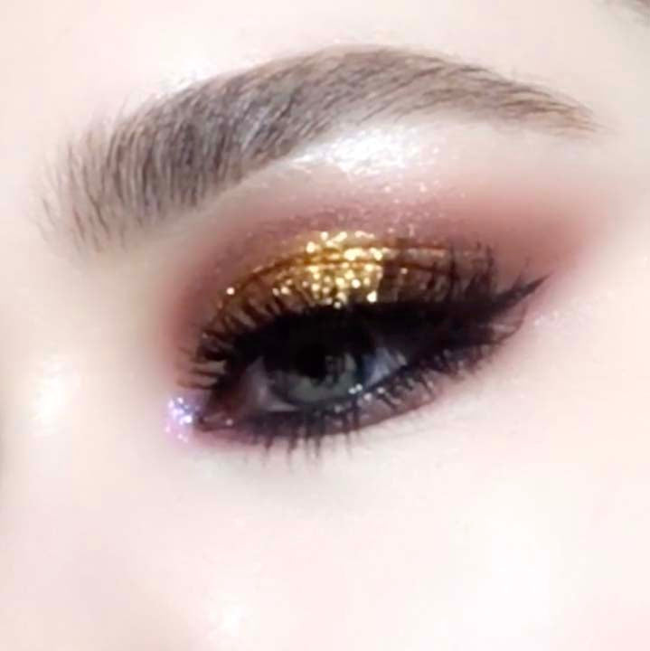 2021_PMG_EYE_MS9_HowTo_Jenna_Subversive4_1.jpg