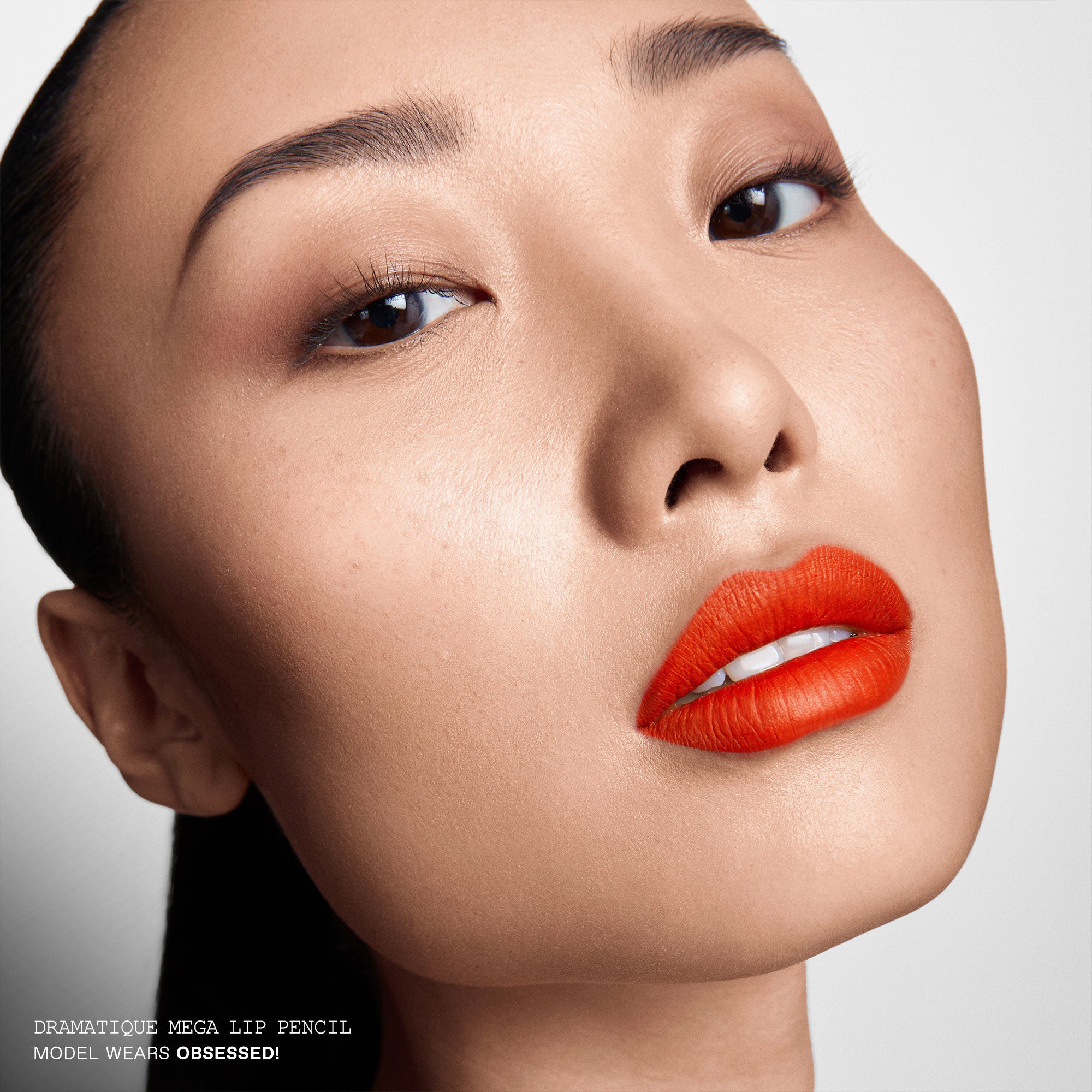 PMG_LIP_Dramatique_MegaLipPencil_PDP_2000x2000_Arah_Obsessed_315dd5a6-8a86-4a15-ab57-9e1d00531abc.jpg
