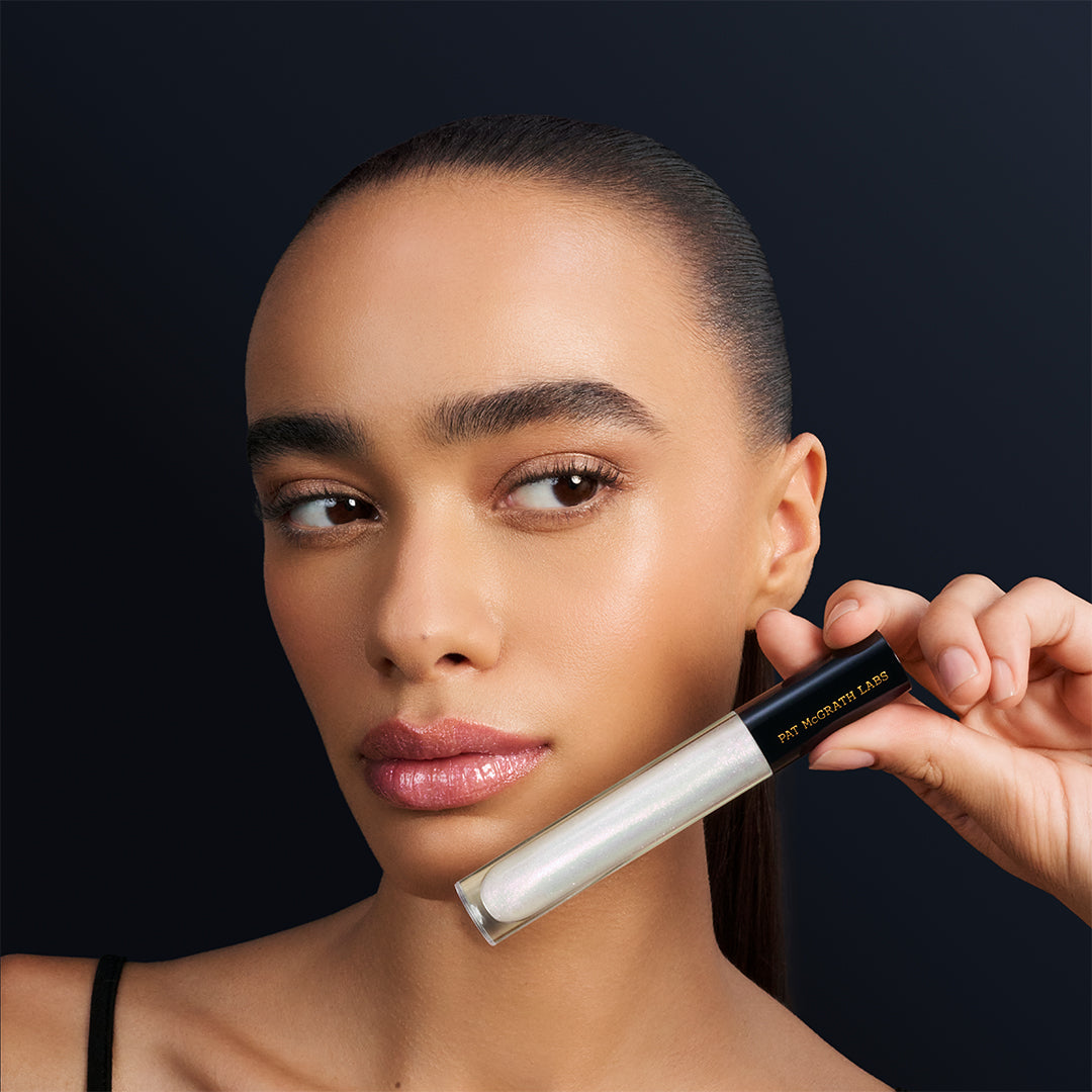 PMG_LUST-GLOSS_ALIENGELLIC_BEAUTY_SHOT_1x1_RGB_1080x1080_9fa391fc-ad09-4461-bc77-d9affb46fd56.jpg